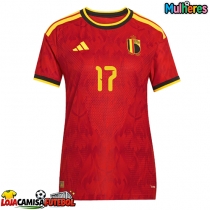 Camisa de Futebol Bélgica Charles De Ketelaere #17 Equipamento Principal Mulheres Mundo 2026 Manga Curta